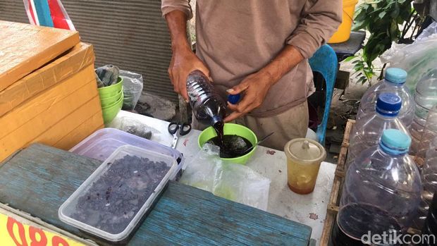 Es tape ketan ala Pacet di Surabaya