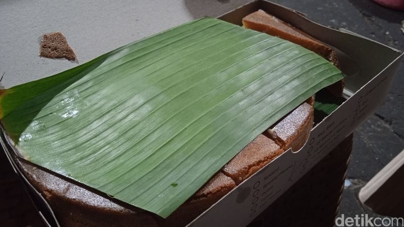 Martabak Bangka di Depan Gereja Ayam Ini Jadi Favorit Sejak 1980an