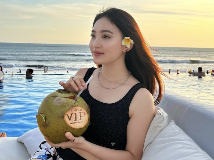 Natasha Wilona Hobi Jalan-jalan dan Kulineran, Begini Keseruannya Natasha Wilona Hobi Jalan-jalan dan Kulineran, Begini Keseruannya