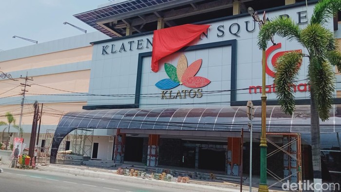 Penampakan dan lambang Klatos, nama baru Plaza Klaten yang tengah direvitalisasi, Sabtu (14/10/2023).