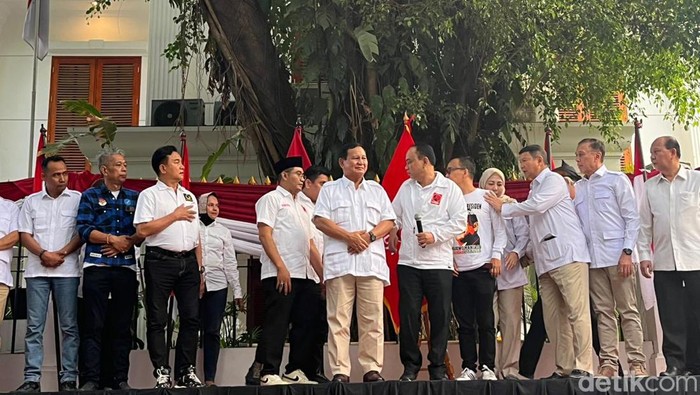 Relawan Projo bertemu Prabowo Subianto di Kertanegara (Anggi/detikcom)