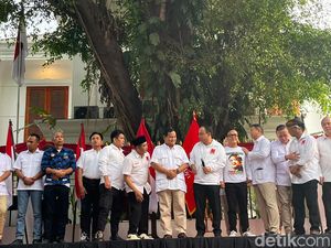 Prabowo Terima Dukungan Relawan Projo untuk Pilpres 2024