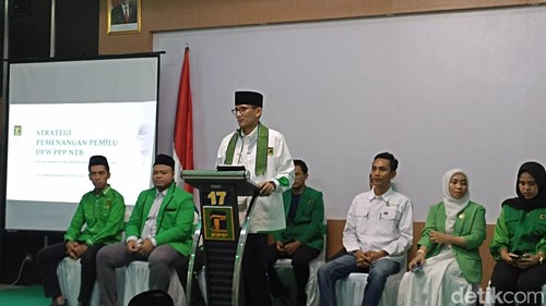 Sandiaga Uno saat hadir dalam konsolidasi kader PPP di Mataram, NTB.