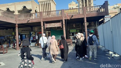 Tak Selalu Mewah, Ini Potret Pasar Tradisional hingga Sampan di Kota Tua Dubai