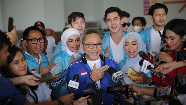 Verrell Bramasta turut hadir menemani Ketua Umum PAN Zulkifli Hasan (Zulhas)