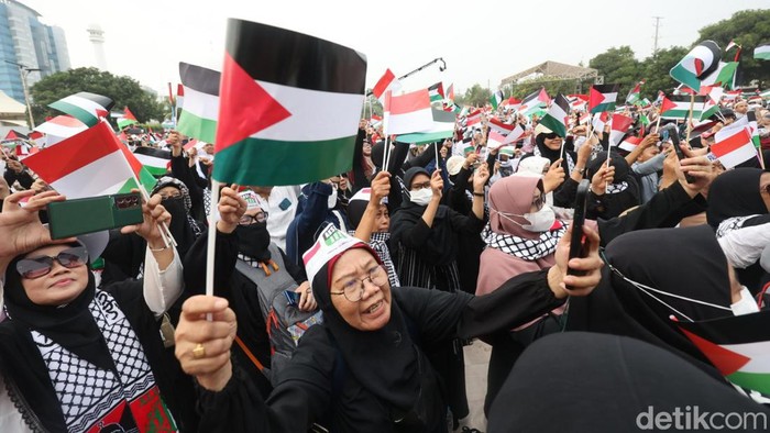 Aksi Bela Palestina di Masjid Agung Al-Azhar Jakarta
