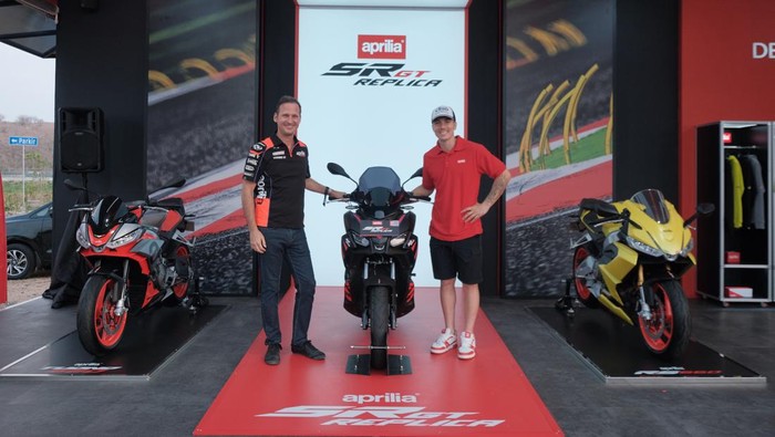 Aprilia SR GT Replica