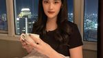 Cantiknya Ashel JKT48 saat Nongkrong di Kafe Estetik