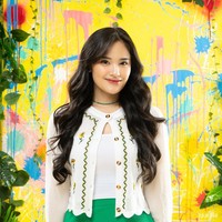 Ashel JKT48 pertama kali diperkenalkan sebagai member JKT48 di acara Joy Kick! Tears Handshake Festival pada 1 Desember 2019. Setelah melalui beberapa tahap, gadis kelahiran 8 Januari 2005 itu dipromosikan ke Akademi Kelas A pada 25 Januari 2020. Dia resmi bergabung dalam tim utama JKT48 pada 12 Maret 2021.    Foto: dok. Twitter @S_AshelJKT48