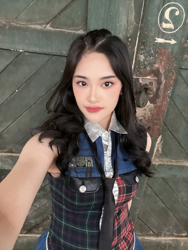 Setelah empat tahun berkarier, Ashel JKT48 ingin menggapai mimpi-mimpinya yang lain. Dia telah menjadi bagian dari grup saudari AKB48 itu sejak berusia 14 tahun.Foto: dok. Twitter @S_AshelJKT48