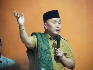 Gubernur Kalteng Larang Warga Bawa Pusaka Khas Dayak Saat Unjuk Rasa