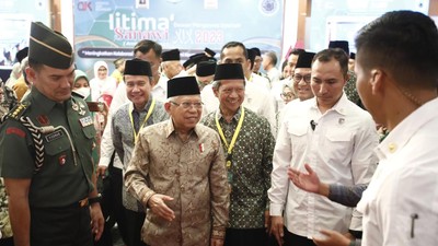 Momen Wapres Hadiri Ijtima Sanawi Dewan Pengawas Syariah 2023
