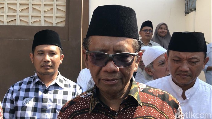 Mahfud Md di Lasem Rembang, Minggu (15/10/2023).