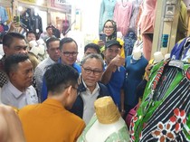Mendag Tinjau New Makassar Mall, Pedagang Teriak Minta e-Commerce Ditutup