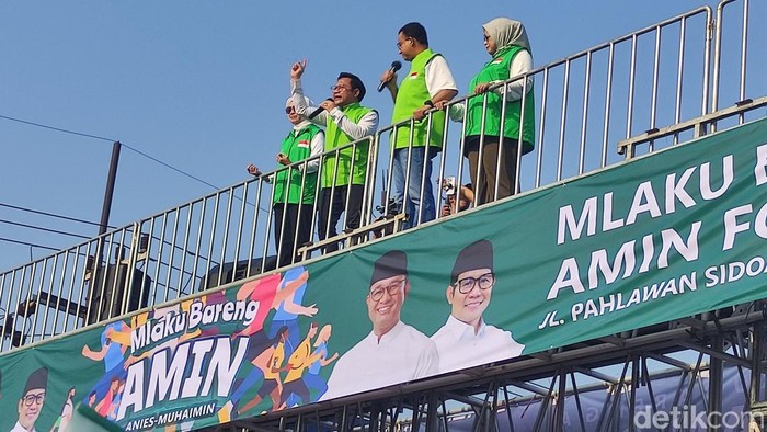 Mlaku Bareng Anies-Cak Imin Sidoarjo