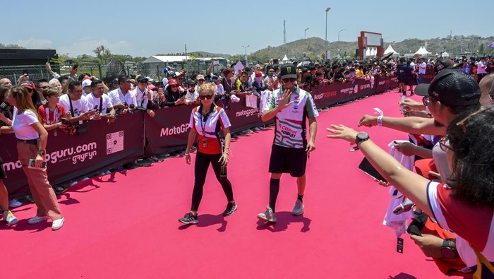 Momen Unik MotoGP Mandalika 2023 dalam Bingkai Foto Momen Unik MotoGP Mandalika 2023 dalam Bingkai Foto