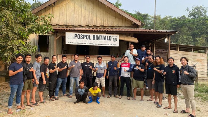 Penampakan dua penagih utang pembunuh Nur saat ditangkap