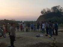 Polisi Buru Pembuang Mayat Bayi Ditemukan Warga Saat Kejar Layangan di Wajo