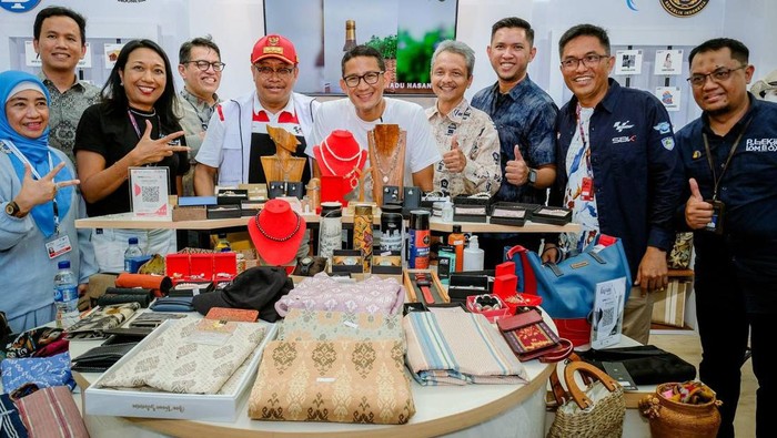 Sandiaga Tinjau Planogram Mandalika