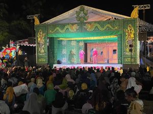 Cara Seniman Ketoprak Kenalkan Ganjar Pranowo ke Masyarakat Kulon Progo