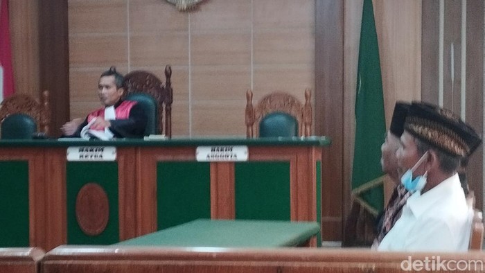 Sidang kasus penyerobotan lahan di Blitar.
