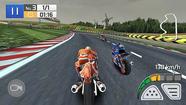 Jika detikers sangat suka nonton MotoGP, bisa banget lho bersimulasi menjadi salah satu pembalapnya. Caranya mudah dan dijamin tidak akan membahayakan diri.
