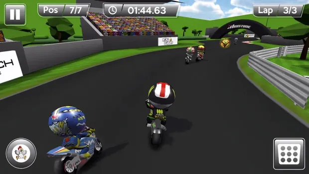 Jika detikers sangat suka nonton MotoGP, bisa banget lho bersimulasi menjadi salah satu pembalapnya. Caranya mudah dan dijamin tidak akan membahayakan diri.