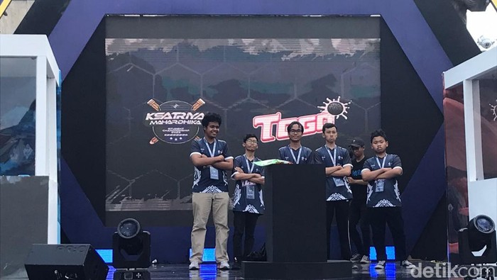 Tim SMPN 8 Jogja, satu-satunya SMP di Final Nasional Ksatriya Mahardhika. Foto diunggah Minggu (15/10/2023).