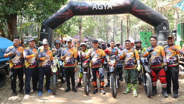 Polres Jepara menyelenggarakan trabas kamtibmas di Wana Wisata Sereni Indah Kecamatan Nalumsari, Minggu (15/10/2023).