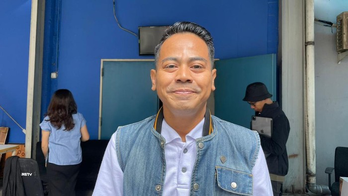 Yadi Sembako di Gedung Trans TV.