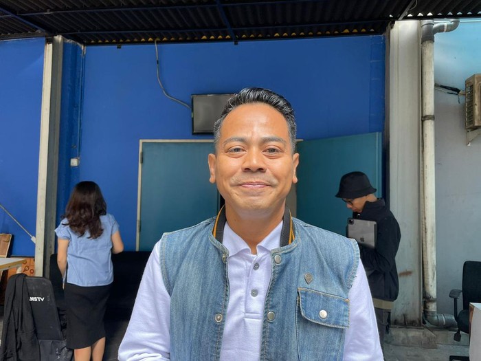 Yadi Sembako di Gedung Trans TV.