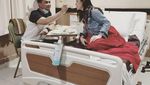 Kenangan Zaskia Gotik Saat Makan Duren dan Sushi di Rumah