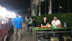 Kenangan Zaskia Gotik Saat Makan Duren dan Sushi di Rumah