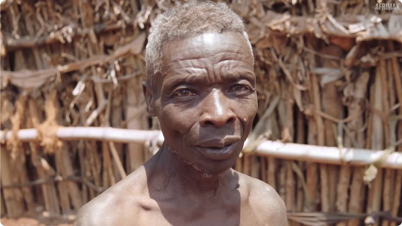 Calixte Nzamwita, pria Afrika yang fobia pada wanita.