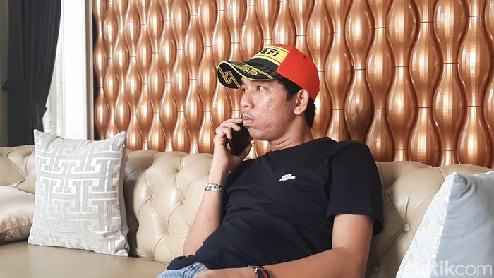 Dadang, pemilik mobil Ferrari di Palembang yang dituding balap liar.
