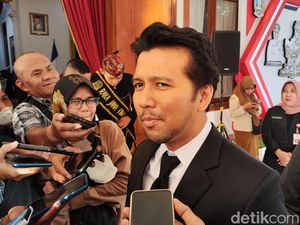 Reaksi Wagub Emil Usai MK Tolak Gugatannya soal Batas Usia Capres-Cawapres