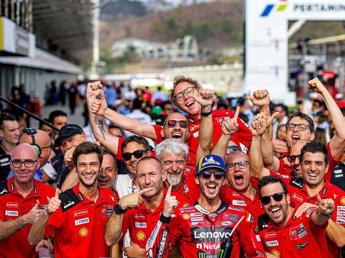 Francesco Bagnaia juara MotoGP Mandalika 2023