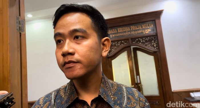 Gibran Wali Kota Solo Gibran Rakabuming Raka ditemui di Balai Kota Solo, Senin (16/10/2023).
