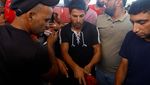 Diblokade Israel, Warga Palestina Antre BBM