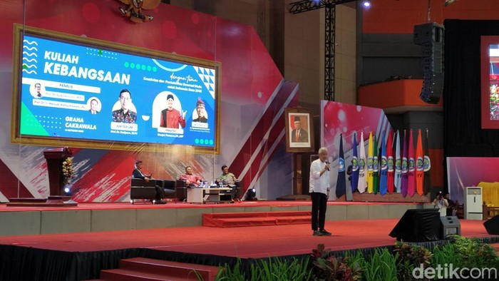 Kuliah umum Ganjar di UM Malang