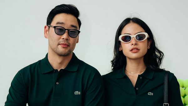 7 Foto Couple Maudy Ayunda-Suami Pakai Baju Tenis, Bisa Jadi Inspirasi Prewed