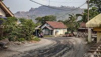 Desa Ciomas menjadi salah satu daerah yang terdampak bencana kekeringan dan kini berstatus tanggap darurat.