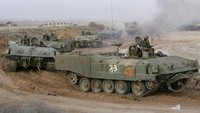 Soal kemampuan tempurnya, Azarith dibekali Rafael Overhead Weapon Station (OWS), — stasiun kendali senjata jarak jauh yang dikembangkan oleh Rafael Advanced Defense Systems berisi senapan mesin M240 7,62 mm. Senjata ini ditembakkan dari jarak jauh dari dalam kendaraan. Foto: AFP/JACK GUEZ