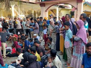 36 Pengungsi Rohingya Mendarat di Bireuen, Keberadaan Kapal Misterius