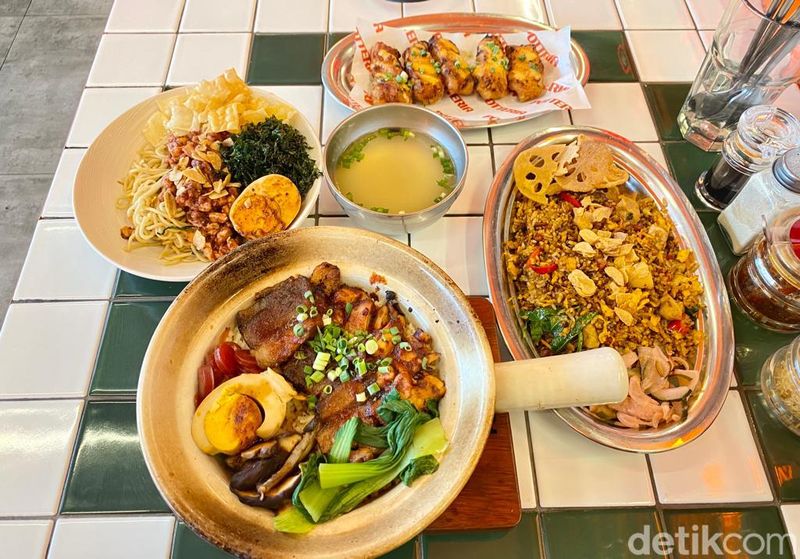 Potteria : Sedap Berkerak! Nasi Claypot dan Nasi Goreng XO Viral di Gading Serpong