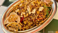 Lalu ada menu menu XO Fried Rice (Rp 47.000), nasi goreng ala China ini menggunakan saus oriental XO (Extra oridinary) yang terkenal pedas. Foto: detikFood