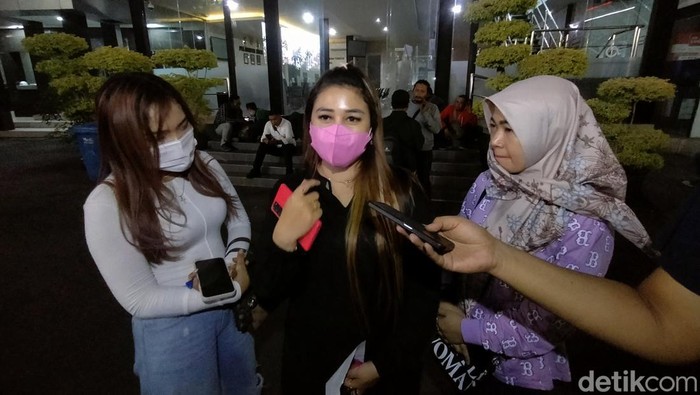 Dj Tessa Morena Dan Ratusan Orang Jadi Korban Arisan Fiktif Senilai Rp 15 M 