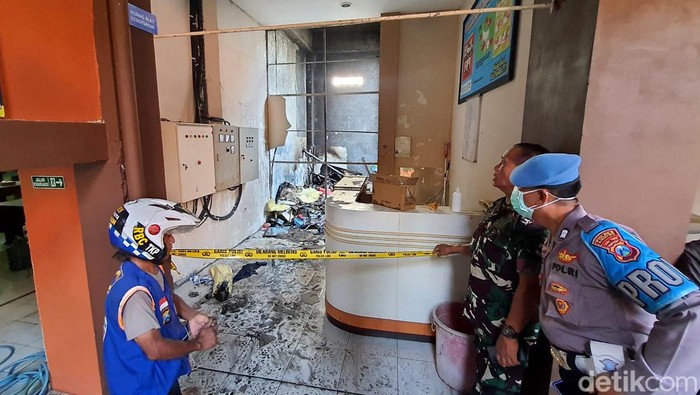 Puskemas di Mojokerto terbakar