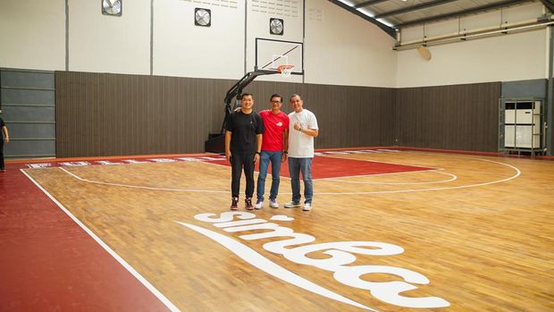 RANS Simba akan punya markas baru di Bogor. Klub Indonesia Basketball League (IBL) ini memindahkan tempat latihan mereka ke FullBelly Sports Lifestyle Hub.