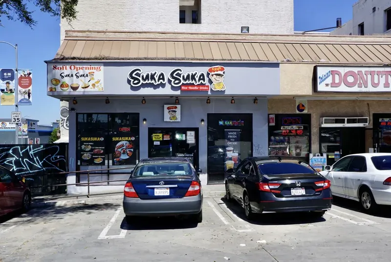 Restoran kecil di Los Angeles ini menawarkan menu Indomi goreng